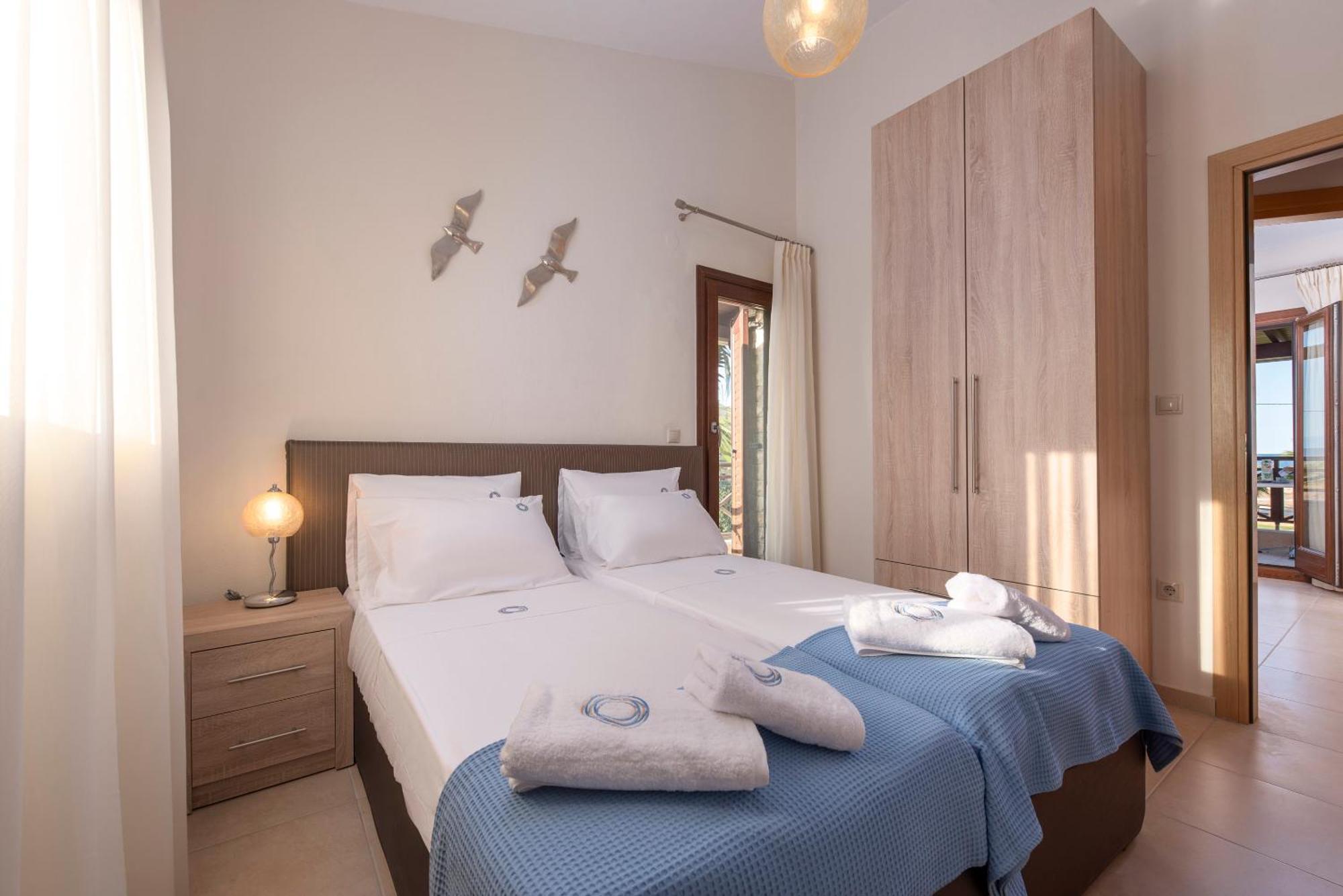 Terra D'Oro Villas 이에리소스 객실 사진